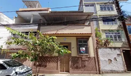 Casa com 4 quartos à venda na Rua Sousa Franco, Vila Isabel, Rio de Janeiro, 238 m2 por R$ 540.000