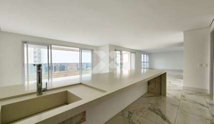 LaTorre - Apartamento 4 Quartos, 4 Vagas de Garagem, À Venda no Bela Suíça - La Torre