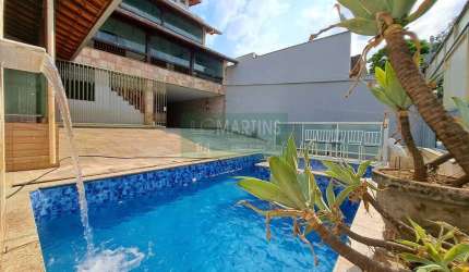 CASA À LOCAÇÃO OU VENDA -ESTILO COLONIAL COM LOTE 360M2- BAIRRO DONA CLARA