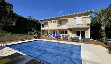 Sobrado com 5 Suítes à venda, 1.943 m² por R$ 4.400.000 - Granja Viana - Cotia/SP