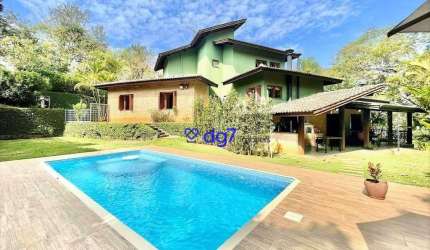Casa com 4 dormitórios, 4 suítes à venda, 1000 m² por R$ 1.590.000 - Granja Viana - Carapicuíba/SP