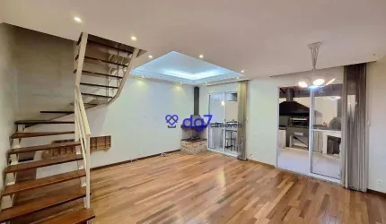 Casa linda em condomínio fechado.