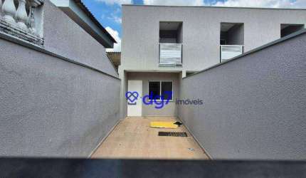 Sobrado novo com 2 suítes e 2 vagas de garagem