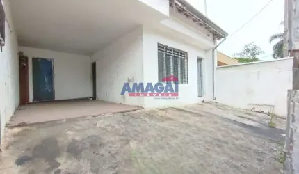 Casa com 2 quartos à venda no Jardim Jacinto, Jacareí  por R$ 280.000