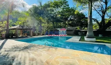 Chácara / sítio com 3 quartos à venda no Angola De Cima, Santa Branca  por R$ 1.500.000