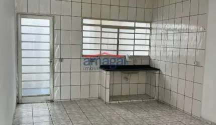 Casa com 2 quartos para alugar na Cidade Jardim, Jacareí  por R$ 1.800
