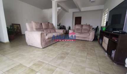 Casa com 3 quartos à venda no Residencial São Paulo, Jacareí  por R$ 400.000