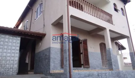 Casa com 3 quartos à venda na Vila Aprazível, Jacareí  por R$ 895.000