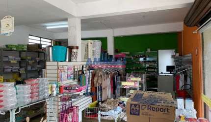 Sala comercial para alugar no Parque Meia Lua, Jacareí  por R$ 2.600