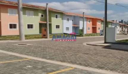 Casa em condomínio fechado com 2 quartos para alugar no Jardim Paulista, São José dos Campos  por R$ 2.200