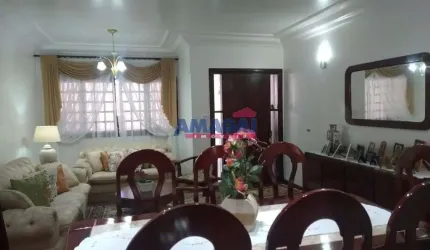 Casa com 2 quartos à venda no Jardim São José, Jacareí  por R$ 450.000