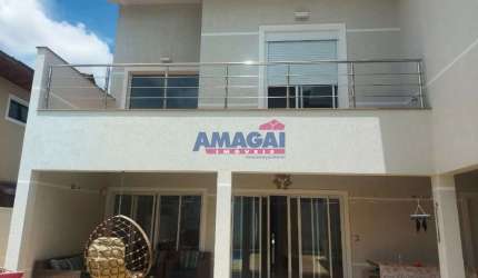 Casa em condomínio fechado com 3 quartos à venda no Jardim Altos de Santana I, Jacareí  por R$ 1.900.000