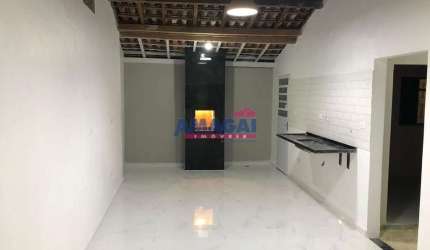 Casa com 3 quartos à venda no Monte Castelo, São José dos Campos  por R$ 400.000