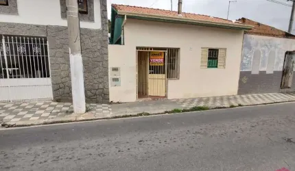 Casa com 4 quartos à venda na Vila Formosa, Jacareí  por R$ 330.000