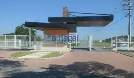 Casa em condomínio fechado com 4 quartos à venda no Jardim Jacinto, Jacareí  por R$ 1.200.000