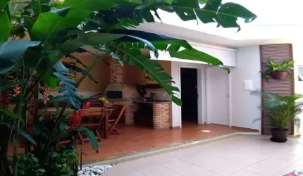 Casa em condomínio fechado com 3 quartos à venda no Loteamento Villa Branca, Jacareí  por R$ 1.780.000