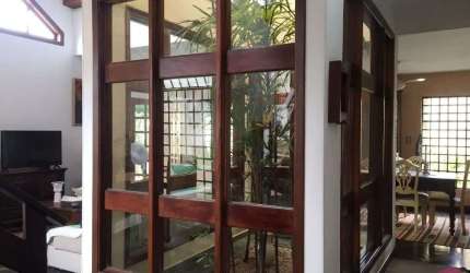 Casa com 3 quartos à venda na Cidade Jardim, Jacareí  por R$ 900.000