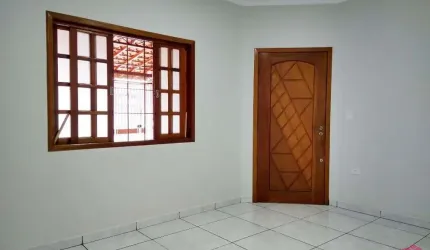 Casa com 3 quartos à venda no Jardim Flórida, Jacareí  por R$ 520.000
