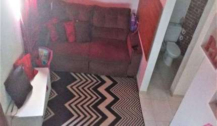 Casa em condomínio fechado com 2 quartos à venda no Jardim Mesquita, Jacareí  por R$ 270.000