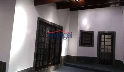 Casa com 2 quartos à venda no Jardim Santa Marina, Jacareí  por R$ 350.000