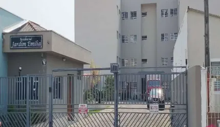 Apartamento com 3 quartos à venda no Jardim Emília, Jacareí  por R$ 330.000