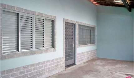 Casa com 3 quartos à venda no Jardim do Vale, Jacareí  por R$ 365.000