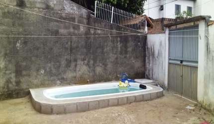 Casa com 3 quartos à venda no Conjunto São Benedito, Jacareí  por R$ 210.000