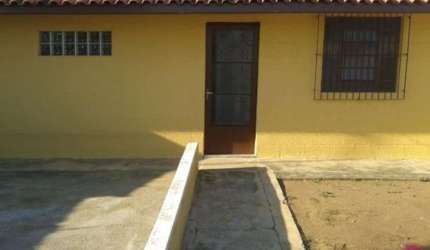 Casa com 3 quartos à venda no Conjunto São Benedito, Jacareí  por R$ 266.000