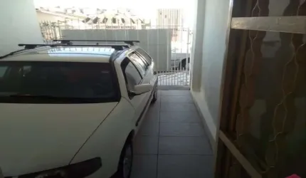 Casa com 2 quartos à venda no Centro, Jacareí  por R$ 250.000