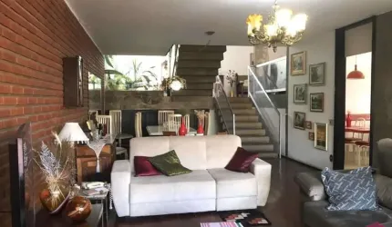Casa com 4 quartos à venda no Jardim Bela Vista, Jacareí  por R$ 1.000.000