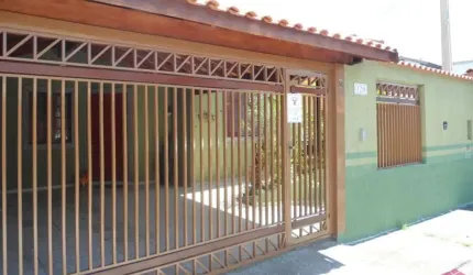 Casa com 3 quartos à venda no Jardim Terras de São João, Jacareí  por R$ 680.000