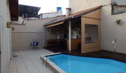 Casa com 3 quartos à venda no Jardim Flórida, Jacareí  por R$ 800.000