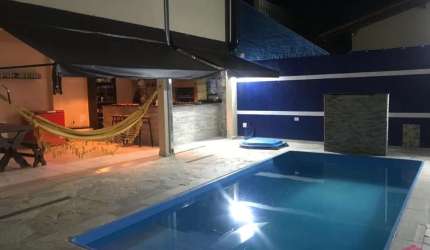 Casa com 3 quartos à venda na Cidade Jardim, Jacareí  por R$ 800.000