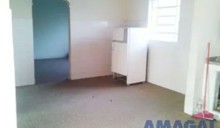 Casa com 3 quartos para alugar no São João, Jacareí  por R$ 3.350