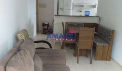 Apartamento com 2 quartos para alugar no Jardim Jacinto, Jacareí  por R$ 2.000