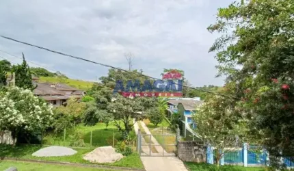 Chácara / sítio à venda no Jardim Olympia, Jacareí  por R$ 645.000