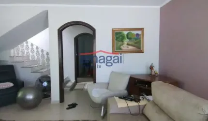 Casa com 3 quartos à venda no Jardim Santa Maria, Jacareí  por R$ 1.010.000