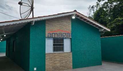 Casa com 2 quartos à venda em Maranduba, Ubatuba  por R$ 620.000