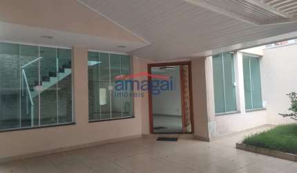 Casa com 4 quartos à venda no Loteamento Villa Branca, Jacareí  por R$ 1.290.000
