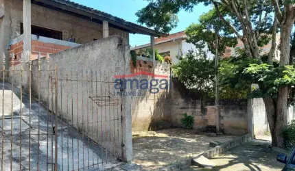 Casa com 3 quartos à venda no Jardim Colônia, Jacareí  por R$ 370.000
