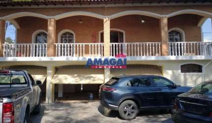 Casa com 5 quartos para alugar no Jardim América, Jacareí  por R$ 5.000