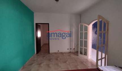 Casa com 3 quartos à venda no Jardim do Portal, Jacareí  por R$ 300.000