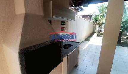 Casa com 3 quartos à venda no Residencial São Paulo, Jacareí  por R$ 700.000