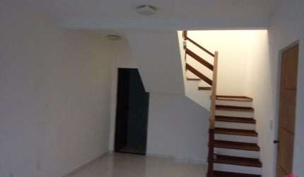 Casa com 3 quartos para alugar no Campos de São José, São José dos Campos  por R$ 2.300