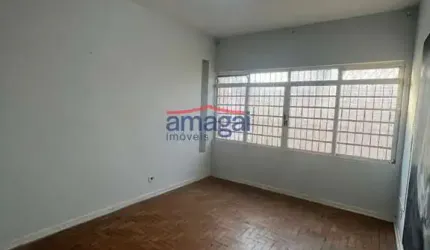 Casa com 3 quartos para alugar no Jardim Santa Maria, Jacareí  por R$ 2.800