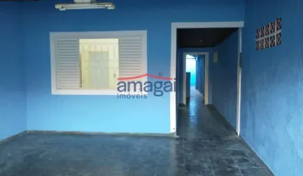 Casa com 2 quartos à venda na Cidade Jardim, Jacareí  por R$ 310.000