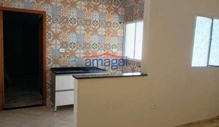Casa com 2 quartos à venda no Jardim Paraíso, Jacareí  por R$ 350.000