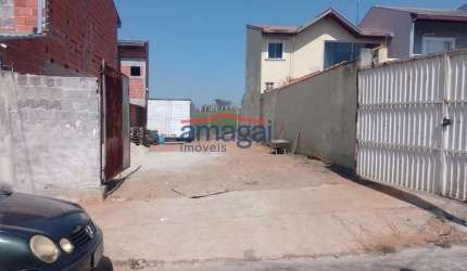 Terreno à venda no Residencial Santa Paula, Jacareí  por R$ 185.000