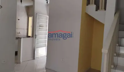 Casa em condomínio fechado com 2 quartos para alugar no Jardim Flórida, Jacareí  por R$ 1.500