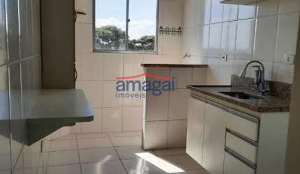 Apartamento com 2 quartos à venda no Centro, Jacareí  por R$ 300.000
